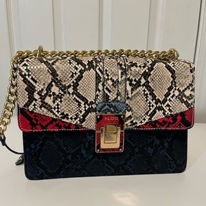 Aldo Purse